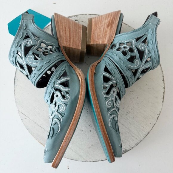 Blue and Brown Ankle Boots with Western Design - Picture 9 of 13